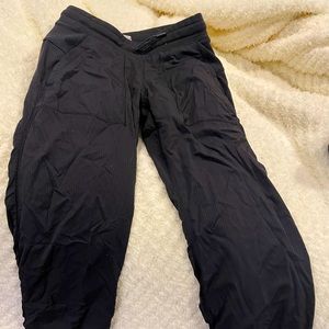 Ivivva black pants
